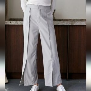 Stylish Gray Pleated Trousers